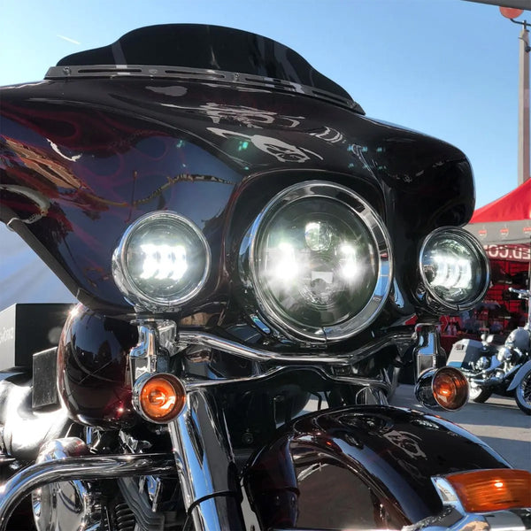 7" LED Blackout Headlight (Daymaker Replacement) with Auxiliary Passing Lamps for Harley® Batwing Fairing & Softail